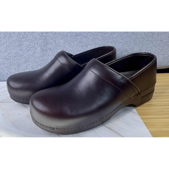Dansko Professional Cabrio Brown Slip Resistant Clogs Men's 45/US 11.5-12 RN Med - Picture 1 of 11